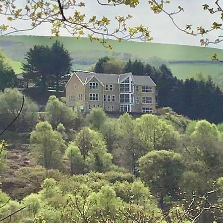 Rowan House Bed Breakfast Main House & Self Contained Self Catering Apartment Cymmer 외부 사진