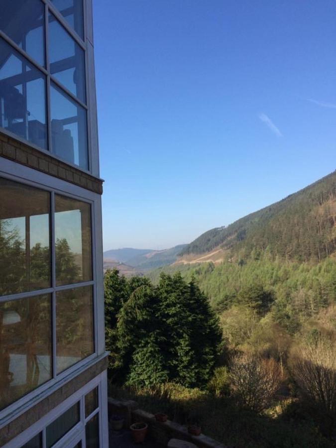 Rowan House Bed Breakfast Main House & Self Contained Self Catering Apartment Cymmer 외부 사진