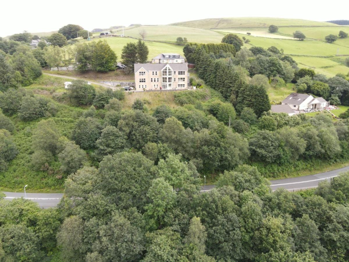 Rowan House Bed Breakfast Main House & Self Contained Self Catering Apartment Cymmer 외부 사진