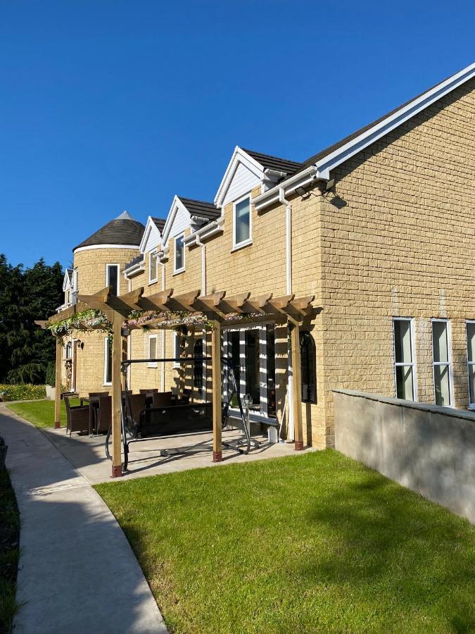 Rowan House Bed Breakfast Main House & Self Contained Self Catering Apartment Cymmer 외부 사진
