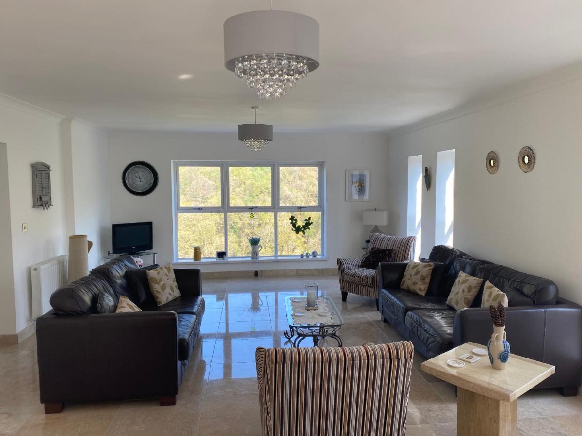 Rowan House Bed Breakfast Main House & Self Contained Self Catering Apartment Cymmer 외부 사진